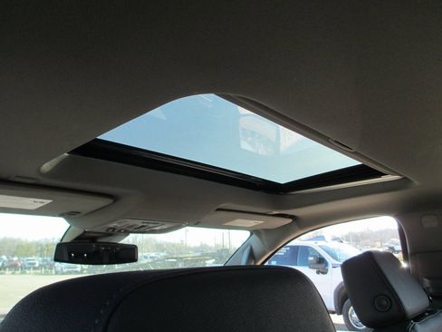 New 2026 GMC Sierra 1500 SLT w/ SLT Premium Plus Package image 14