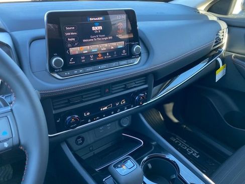 New 2026 Nissan Rogue SV image 18