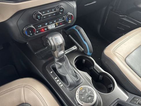 Used 2022 Ford Bronco Wildtrak image 31