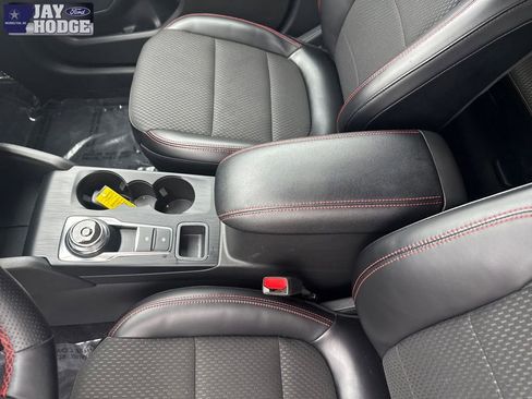 Used 2024 Ford Escape ST-Line w/ Tech Pack #1 image 29