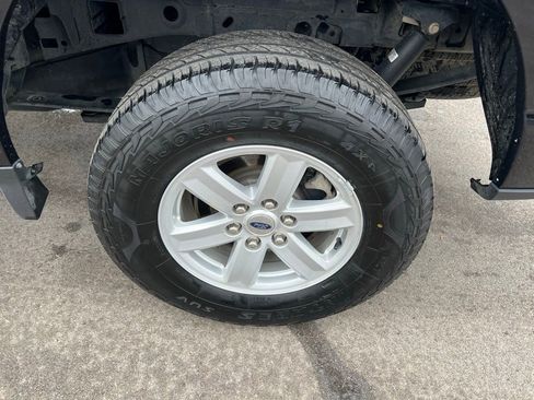 Used 2023 Ford F150 XLT image 15