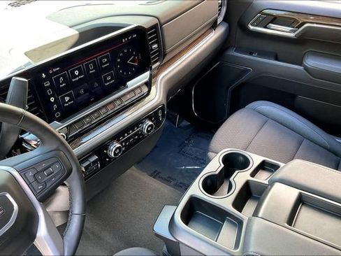 Used 2025 GMC Sierra 1500 Elevation AWD/4WD image 15