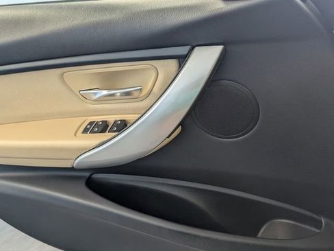 Used 2018 BMW 320i Sedan image 24