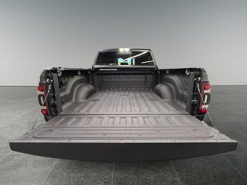 Used 2021 RAM 3500 Big Horn w/ Level B Equipment Group AWD/4WD image 15