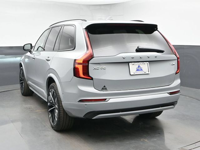 New 2026 Volvo XC90 T8 Ultra w/ Protection Package Premier AWD/4WD image 8