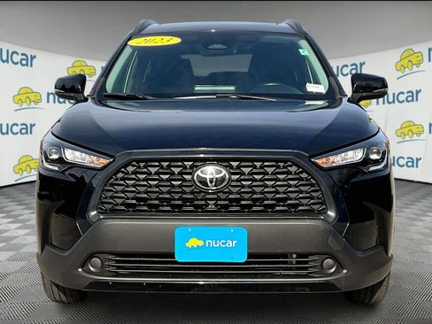 Used 2023 Toyota Corolla Cross LE image 2
