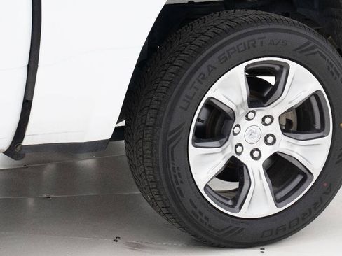 Used 2023 RAM 1500 Laramie AWD/4WD image 79