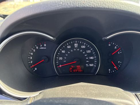 Used 2015 Kia Sorento LX image 23