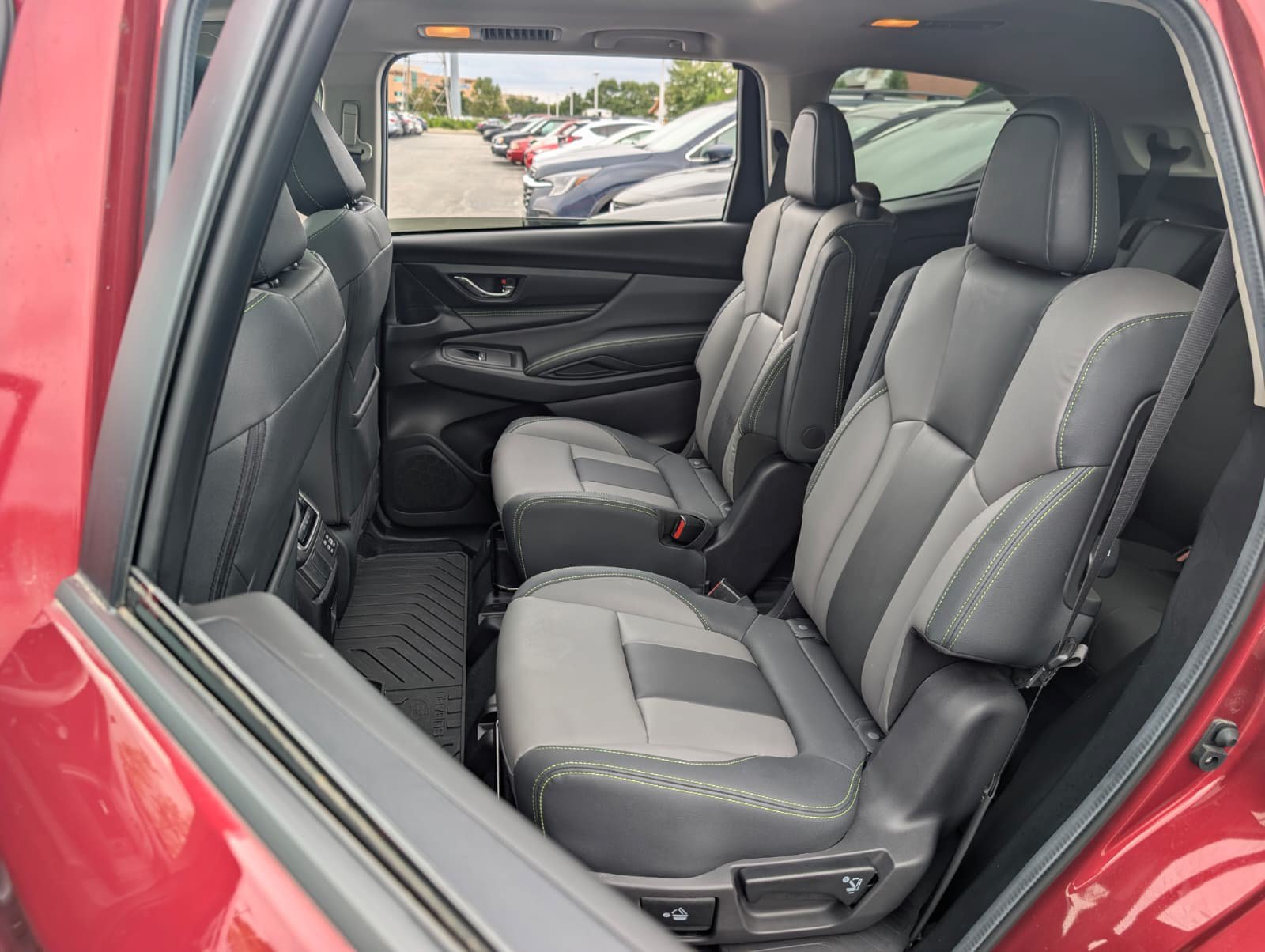 Used 2023 Subaru Ascent Onyx Edition AWD/4WD image 32
