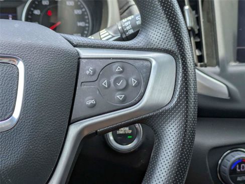 Used 2024 GMC Terrain SLE w/ Driver Convenience Package AWD/4WD image 29