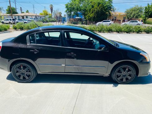 Used 2010 Nissan Sentra 2.0 S image 31