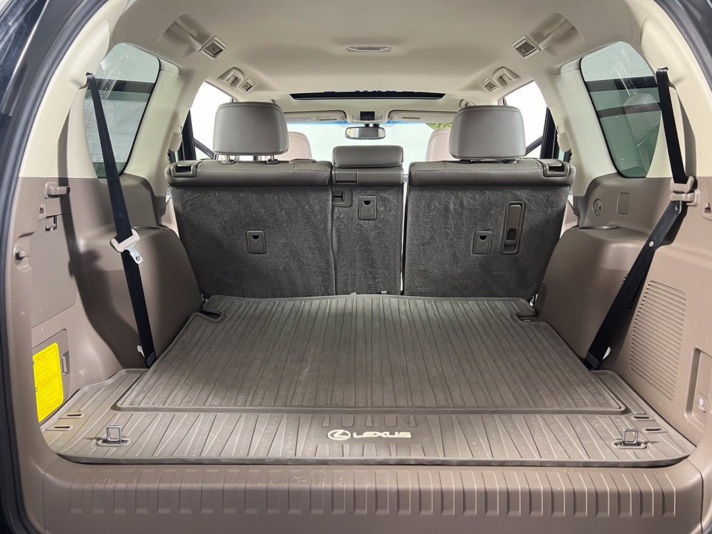 Used 2015 Lexus GX 460 w/ Premium Package AWD/4WD image 15