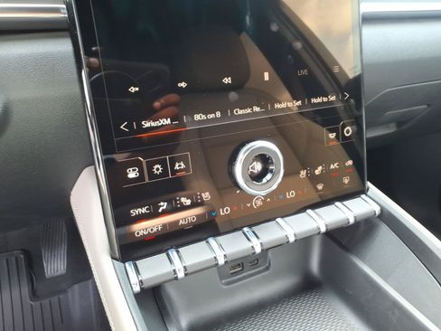 New 2027 GMC Terrain Elevation w/ Elevation Premium Package FWD image 14