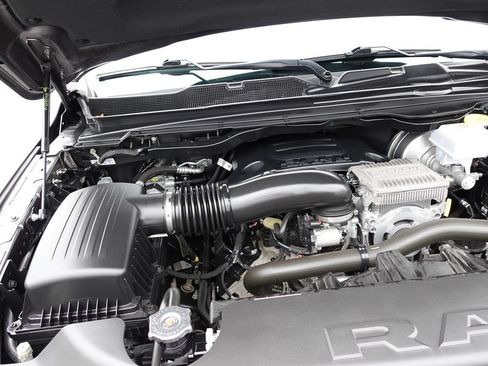 Used 2023 RAM 1500 Big Horn AWD/4WD image 60