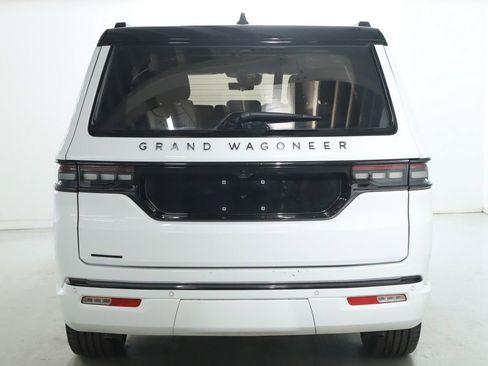 Used 2022 Jeep Grand Wagoneer Series II image 47