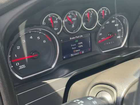 Used 2021 Chevrolet Silverado 1500 Custom Trail Boss w/ Safety Confidence Package AWD/4WD image 27