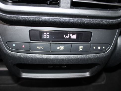 Used 2024 Honda Pilot EX-L image 29