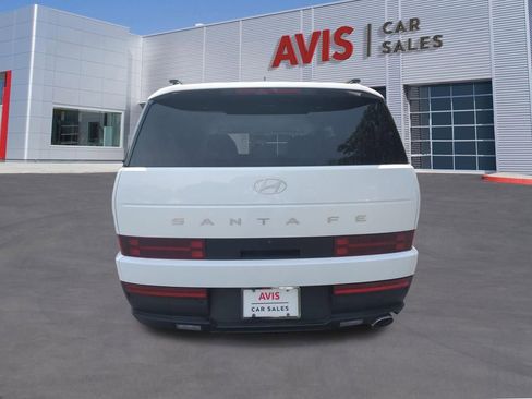 Used 2025 Hyundai Santa Fe SEL FWD image 7