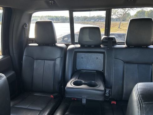 Used 2016 Ford F250 Lariat w/ Lariat Interior Package image 29