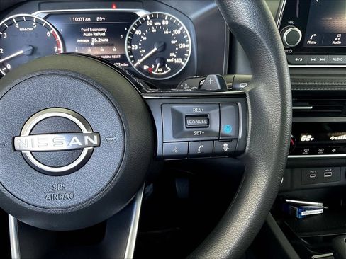 Used 2023 Nissan Rogue SV AWD/4WD image 14