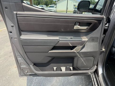Used 2022 Toyota Tundra SR5 AWD/4WD image 16