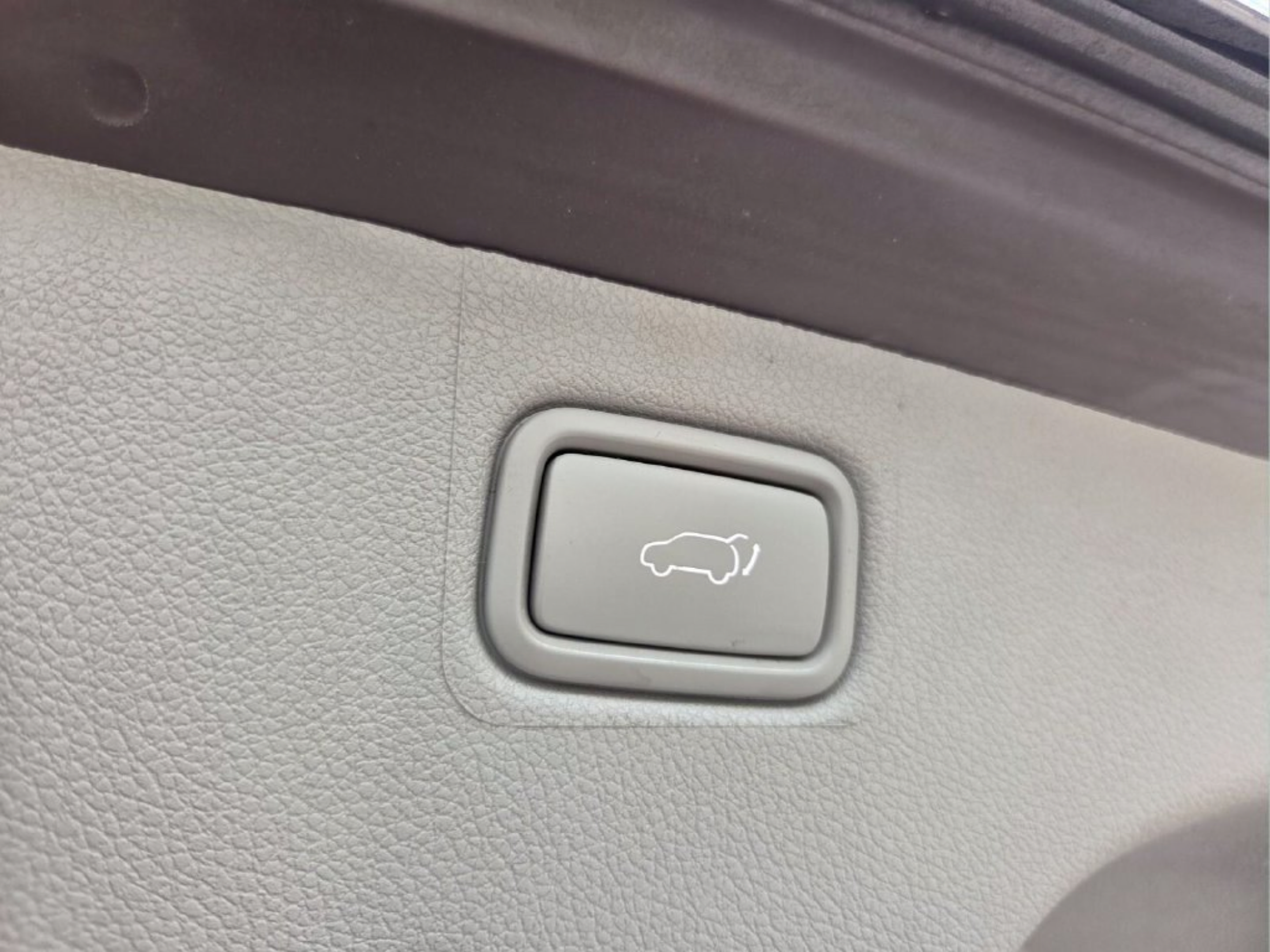 Used 2017 Kia Sedona EX FWD image 15