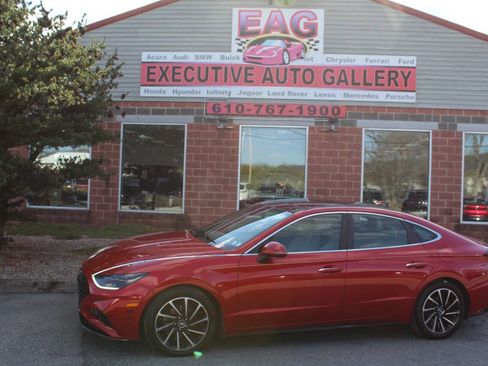 Used 2021 Hyundai Sonata Limited w/ Cargo Package image 1