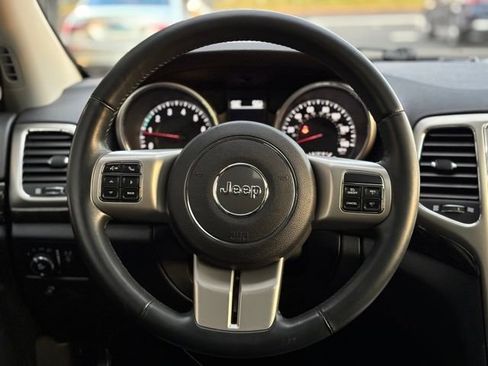 Used 2012 Jeep Grand Cherokee Laredo image 14