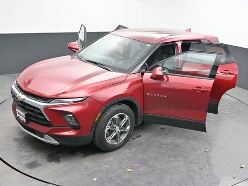 Used 2025 Chevrolet Blazer LT image 63