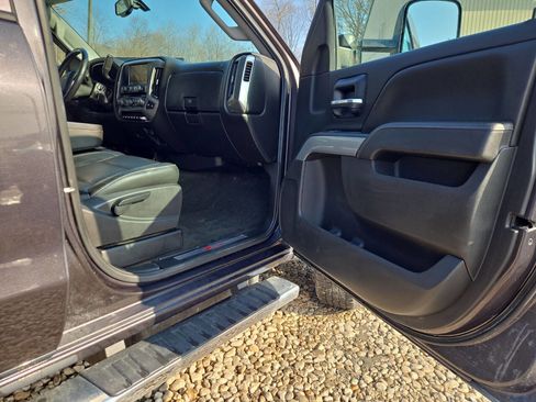 Used 2015 Chevrolet Silverado 2500 LT w/ LT Convenience Package image 26