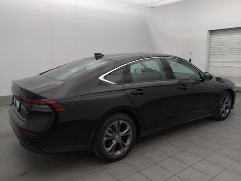 Used 2023 Honda Accord EX image 10