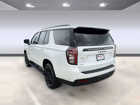 Used 2024 Chevrolet Tahoe Z71 w/ Luxury Package AWD/4WD image 3