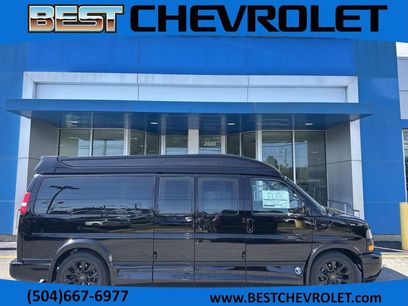 New 2026 Chevrolet Express 2500 Extended w/ Driver Convenience Package