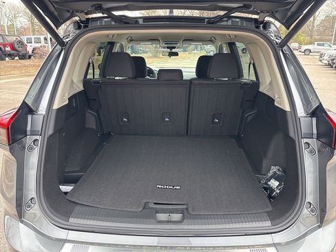 New 2026 Nissan Rogue SV w/ Cold Weather Package image 16