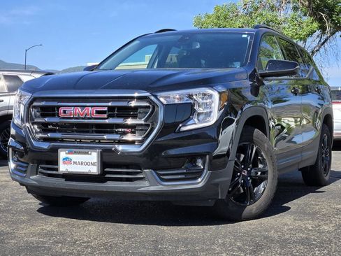 Used 2022 GMC Terrain AT4 AWD/4WD image 1