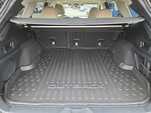 Used 2024 Subaru Outback Limited image 20