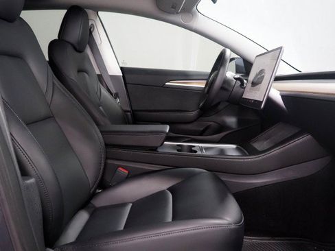 Used 2023 Tesla Model 3 Standard Range RWD image 16