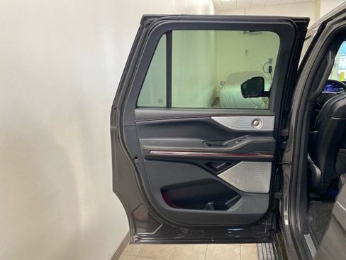 New 2026 Lincoln Navigator L Black Label image 11