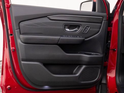 New 2026 Honda Pilot Touring image 14