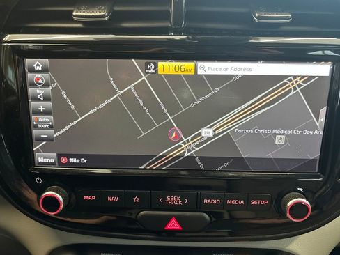 Used 2020 Kia Soul EX image 25