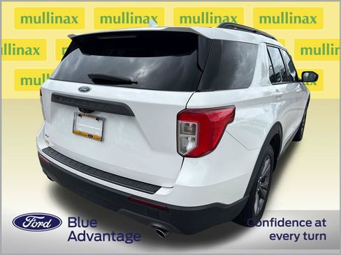 Used 2021 Ford Explorer XLT w/ Equipment Group 202A RWD image 4
