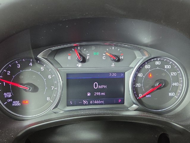 Used 2024 GMC Terrain SLT AWD/4WD image 16