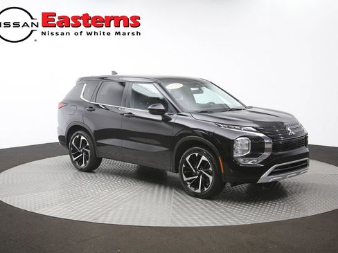 Used 2024 Mitsubishi Outlander AWD image 48