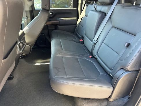 Used 2021 GMC Sierra 2500 SLT w/ SLT Premium Package image 10
