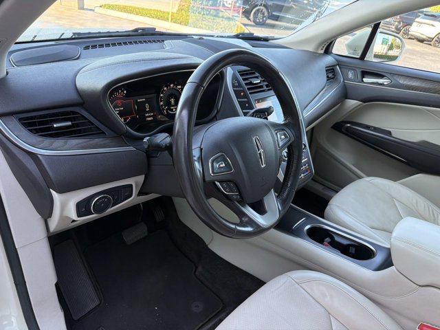 Used 2018 Lincoln MKC Reserve FWD image 14