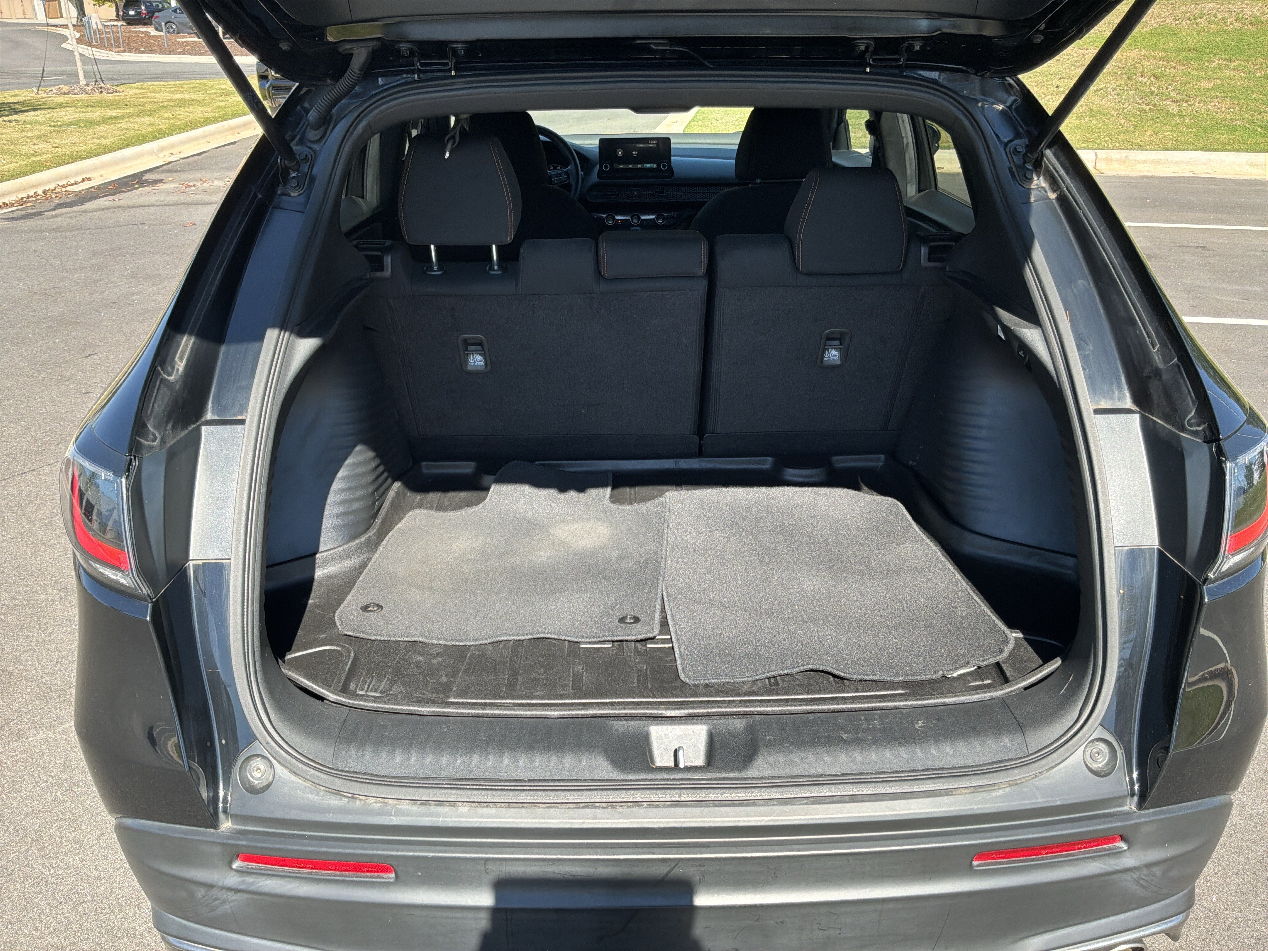 Used 2023 Honda HR-V Sport image 31