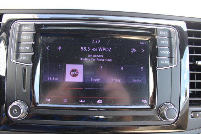 Used 2017 Volkswagen Beetle 1.8T S FWD image 18