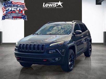 Used 2016 Jeep Cherokee Trailhawk w/ Comfort/Convenience Group