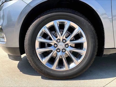 Used 2020 Buick Enclave Premium w/ Sun and Sites Package FWD image 10