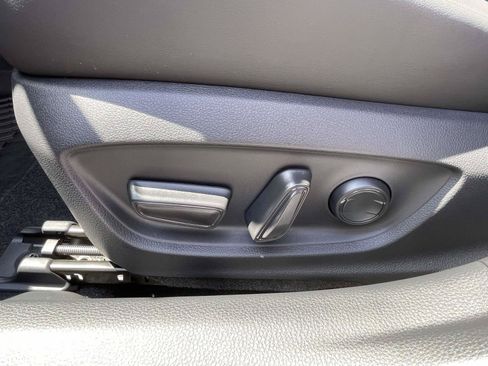 Used 2026 Toyota Prius FWD image 14